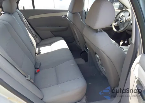 2011 Chevrolet Malibu Ls z USA, uszkodzony, nr VIN 1G1ZB5E16BF187107